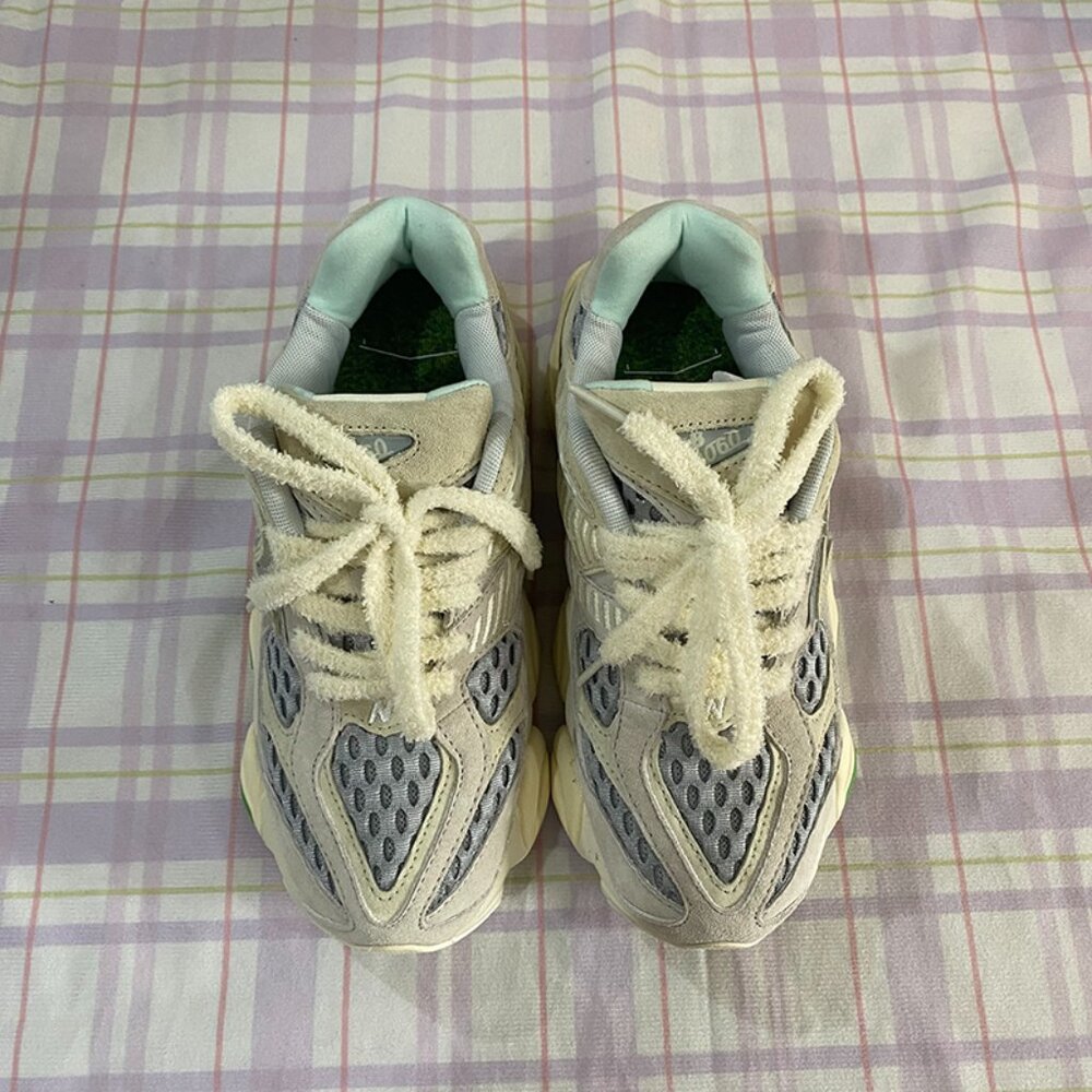 New Balance Beige Grey Sneakers